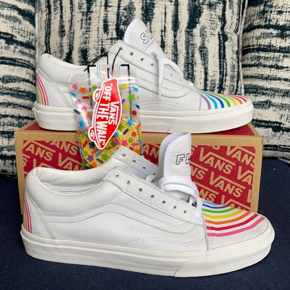 Vans Old Skool Flour Shop Rainbow/True White WMNS - Picture 2 of 16
